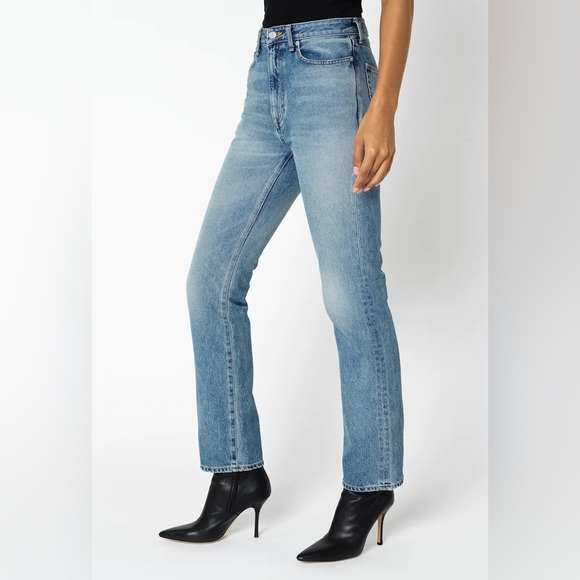 NWT JOHN ELLIOTT STELLA HIGH RISE AND STRAIGHT FAIRFAX JEANS SIZE 25 LIGHT DENIM - Picture 1 of 13